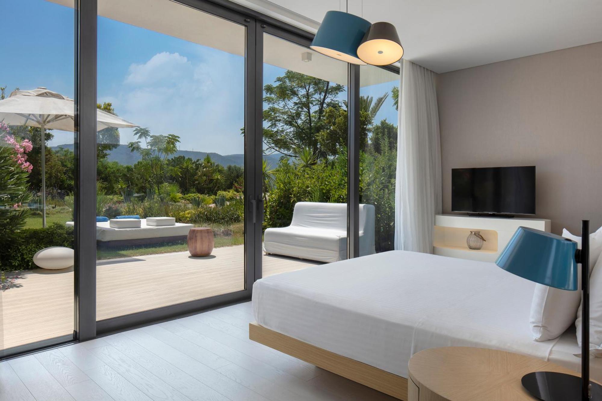 Susona Bodrum, Lxr & 5* טורבה
