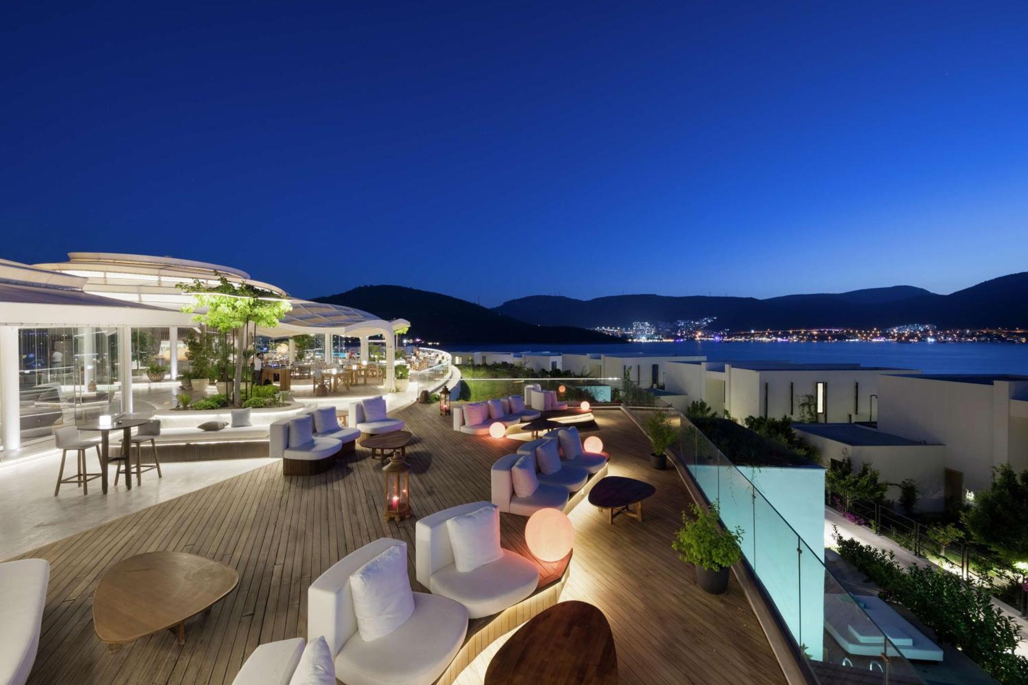 Susona Bodrum, Lxr & טורבה